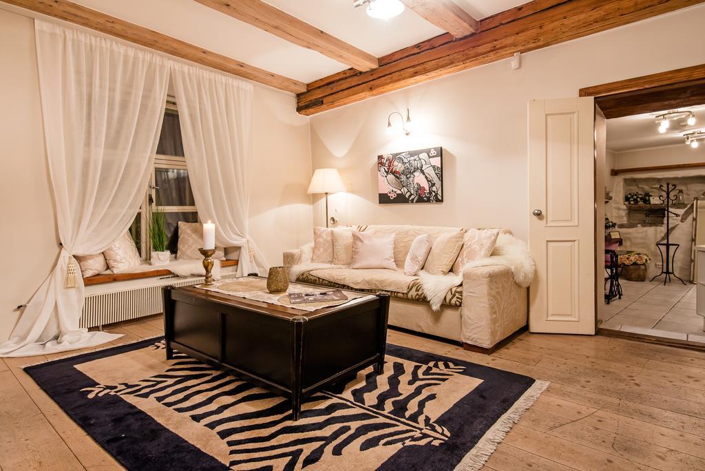 Oldhouse Apartments - Tallinn Old Town Zewnętrze zdjęcie